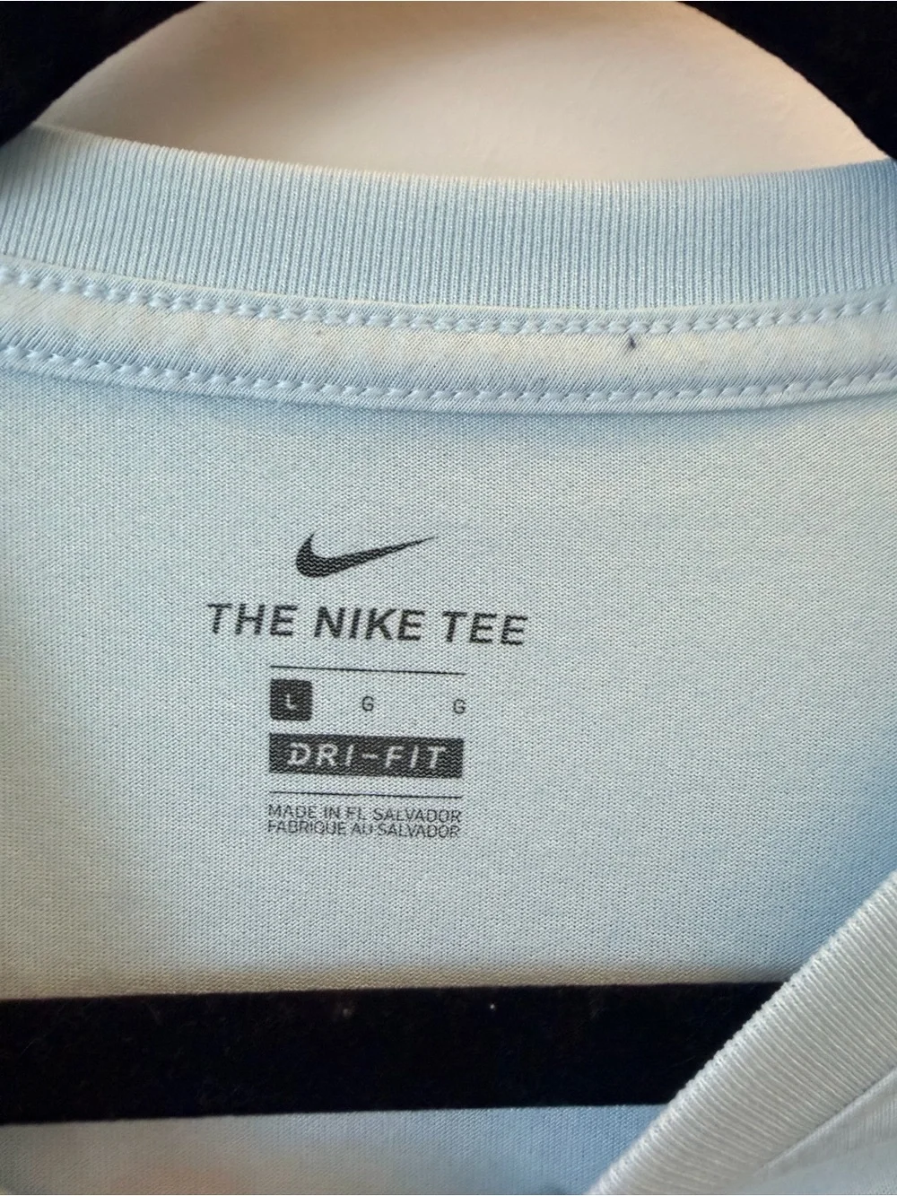 Nike Dri-FIT Youth Large Light Blue Athletic V Neck Tee